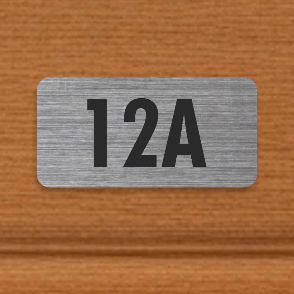 Číslo na dveře typ B – samolepka stříbrná, 50x25mm