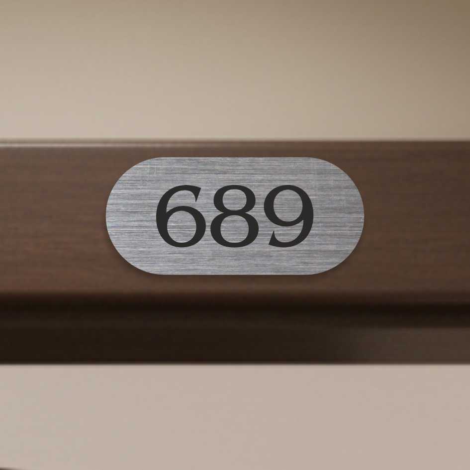 Číslo na dveře typ I – samolepka stříbrná, 60x27mm