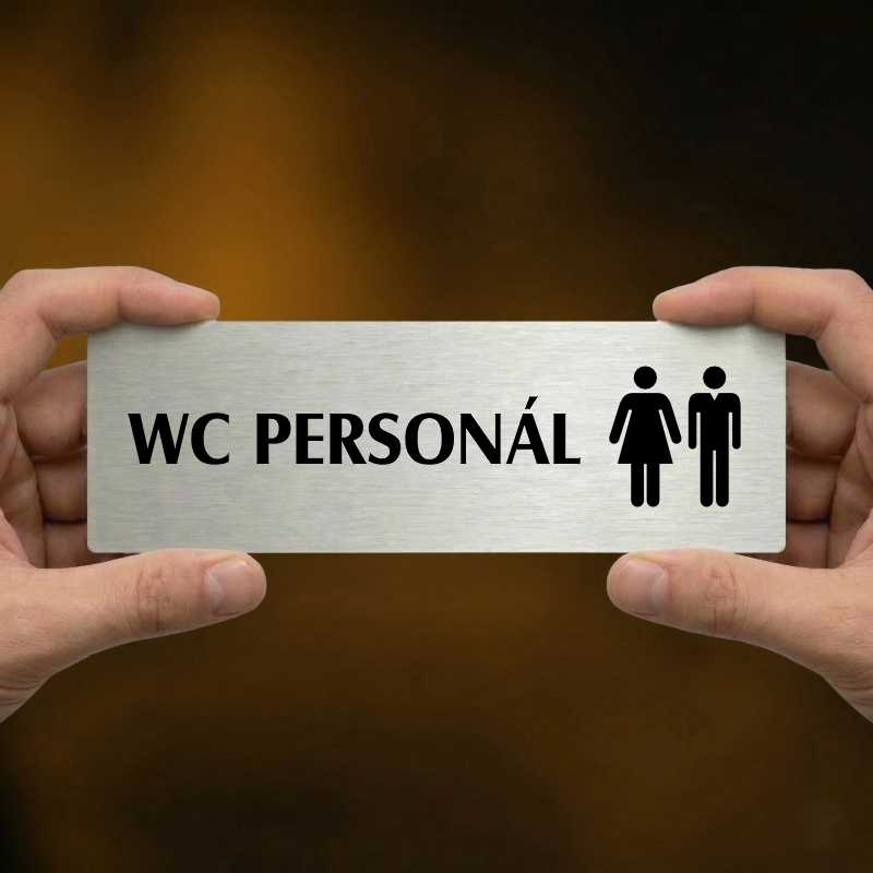 WC personál společné, 200x66mm, zlatá popiska s okrasným rámečkem  