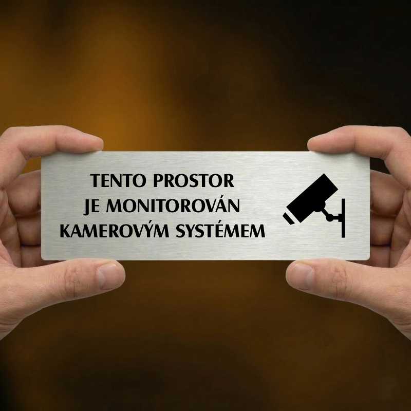 Kamera, 200x66mm, zlatá popiska s rámečkem