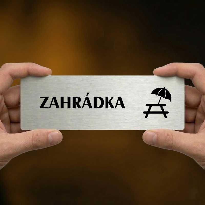 Zahrádka, 200x66mm, zlatá popiska s dvojtým rámečkem