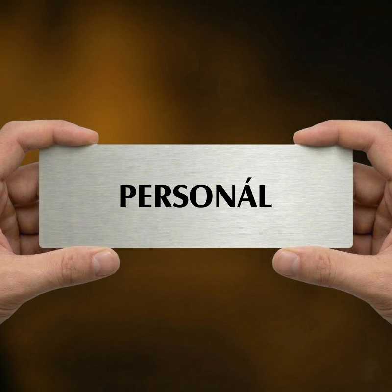 Personál, 200x66mm, stříbrná popiska s imitacemi šroubků