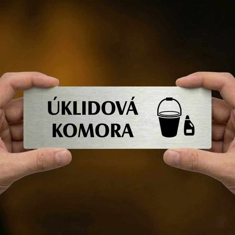 Úklidová komora, 200x66mm, zlatá popiska s imitacemi šroubků
