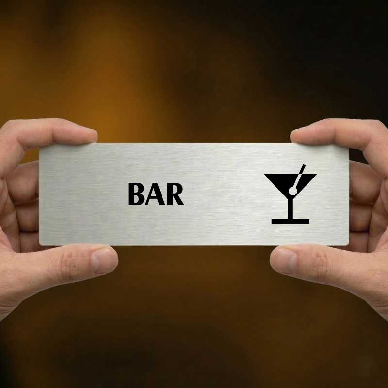 Bar, 200x66mm, zlatá popiska s dvojtým rámečkem