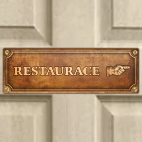 Cedulka “Restaurace vpravo“
