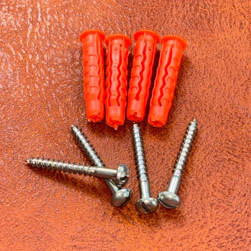 Prostor monitorován kamerou, 180x45mm + šrouby