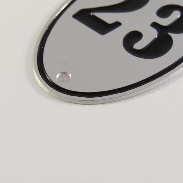 Číslo na dveře typ 2 – stříbrné matné, barvené,  60x38mm